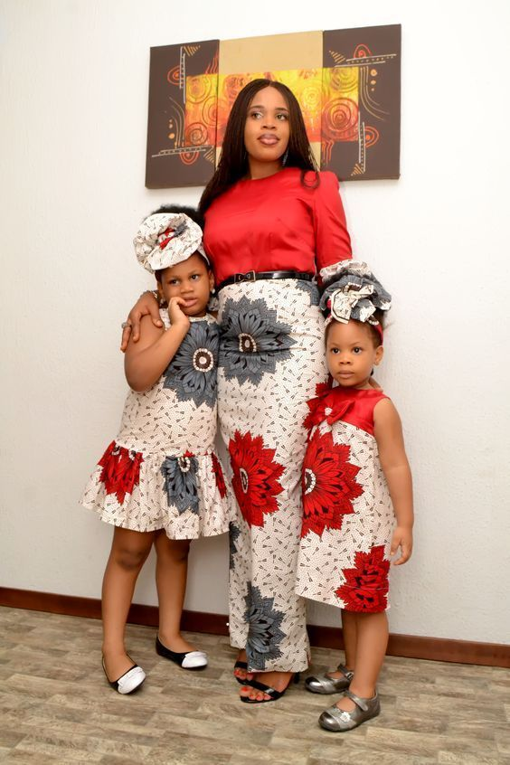 Enfants en Pagne Coloré
