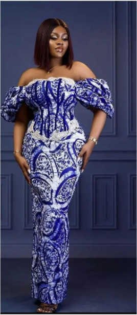 Couleurs et Motifs, Style Personnel, Essence Personnelle, Diversité Vestimentaire, Fierté Culturelle, Célébration de l'Unicité, Individualité,