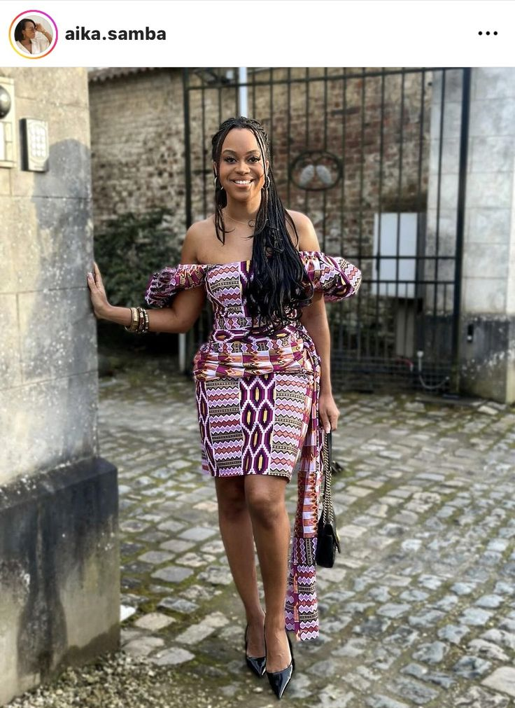 robes élégantes, mode professionnelle, femmes mûres, style chic, accessoires neutres