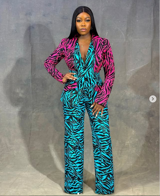styles d’Ankara, looks élégants, mode féminine, tissu africain,